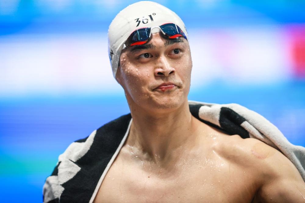 世界杯选拔赛出现突发状况，引广泛关注