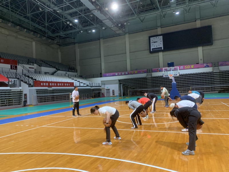 肖赧：现在炒掉米利西奇可能性小，热身赛输球不触发下课